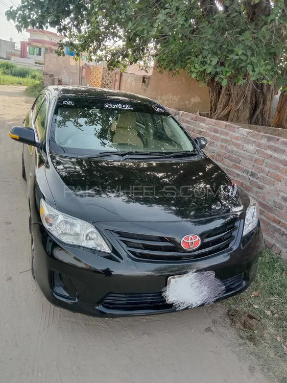 Toyota Corolla 2011 for Sale in Gujrat Image-1