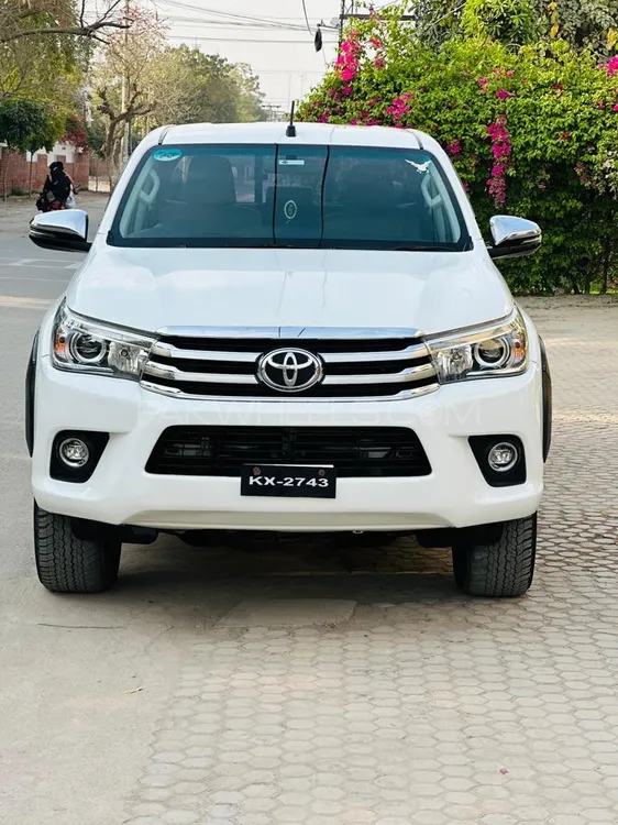 Toyota Hilux 2018 for Sale in Multan Image-1