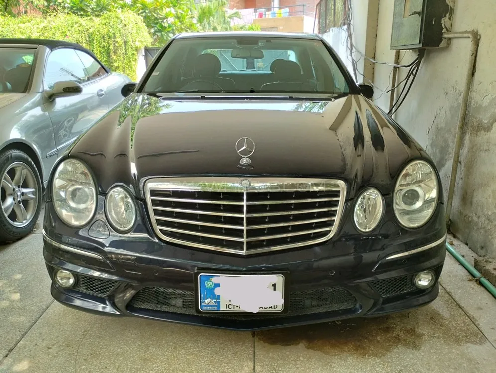Mercedes Benz E Class 2003 for Sale in Lahore Image-1