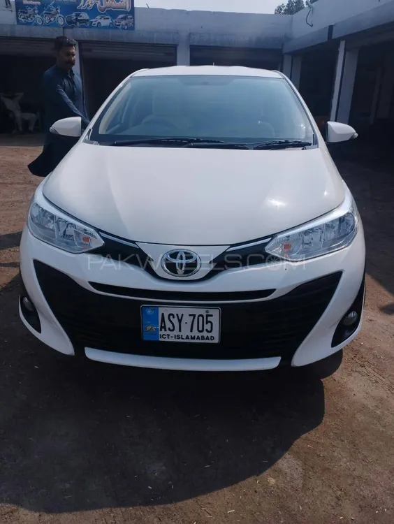 Toyota Yaris Sedan 2021 for Sale in Jhang Image-1