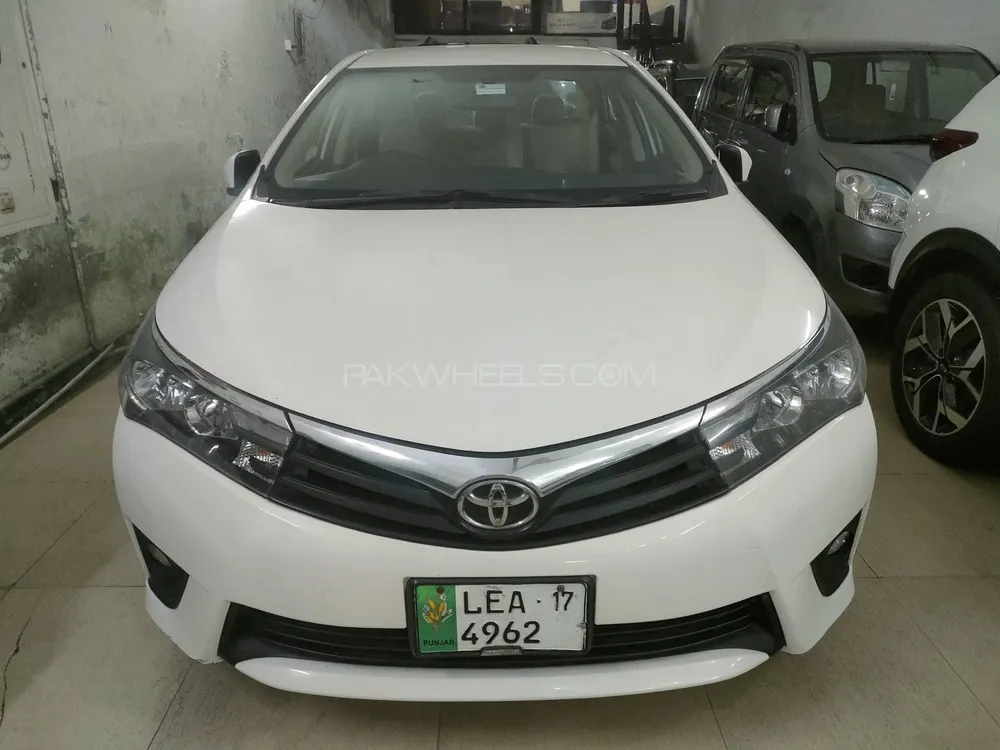 Toyota Corolla 2017 for Sale in Lahore Image-1