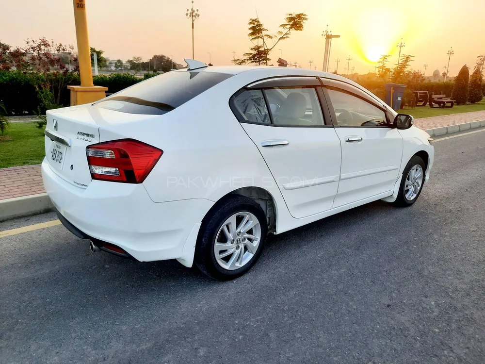 ہونڈا سٹی 2021 for Sale in گجرات Image-1