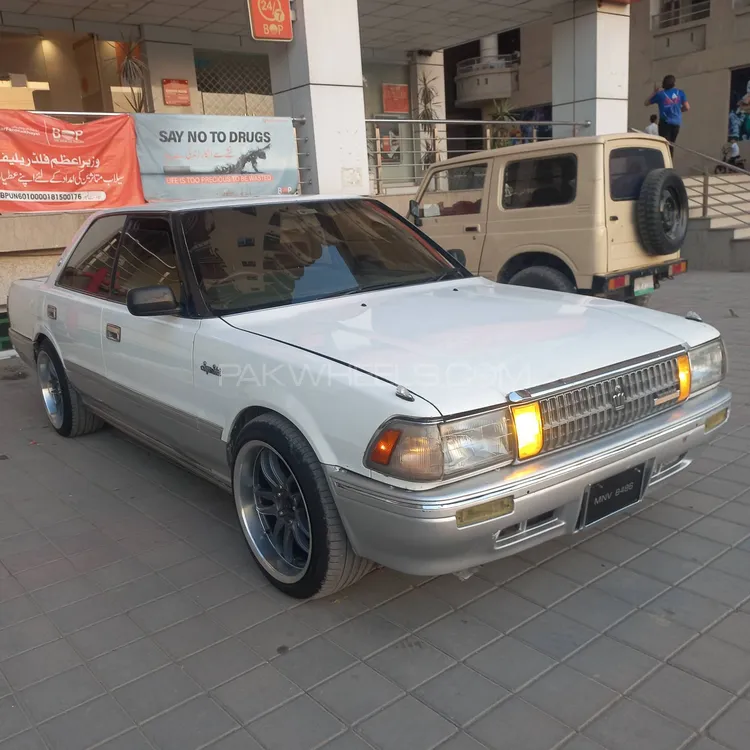 Toyota Crown 1988 for Sale in Charsadda Image-1