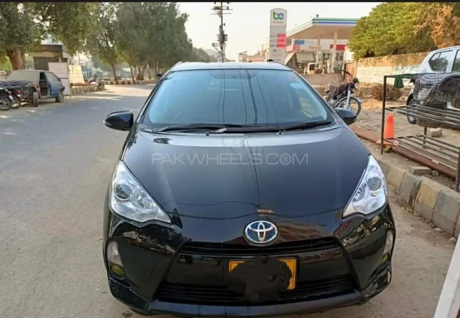 Toyota Aqua 2017 for Sale in Karachi Image-1
