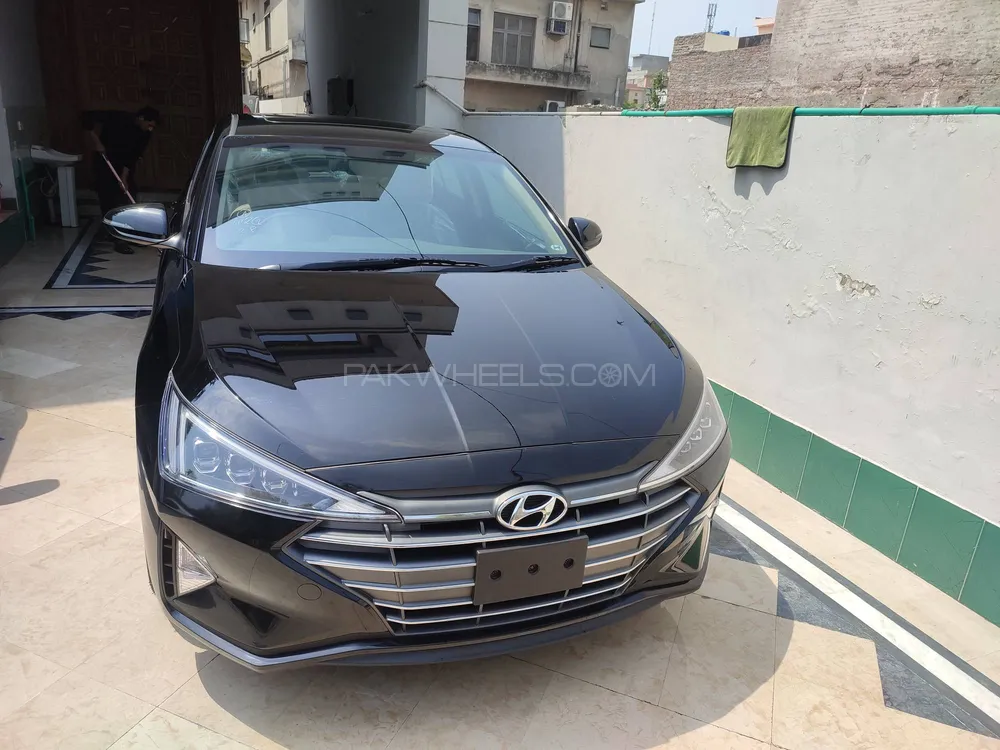 Hyundai Elantra 2023 for Sale in Lahore Image-1
