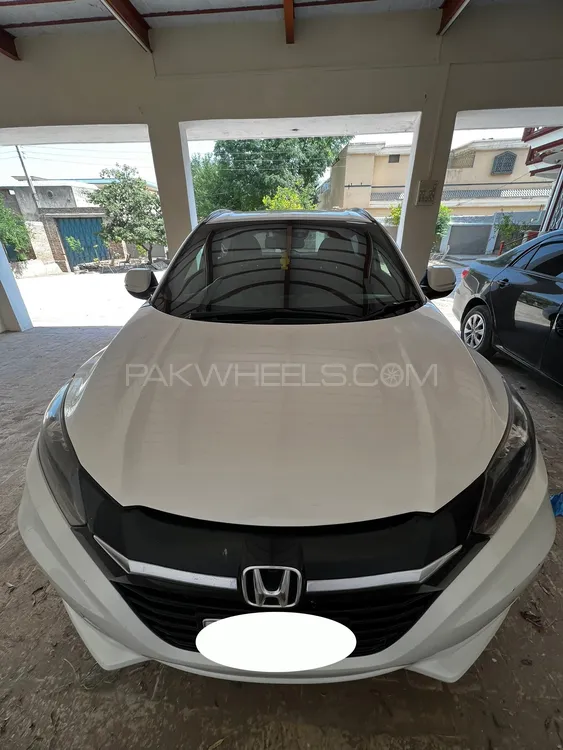 Honda Vezel 2016 for Sale in Kohat Image-1