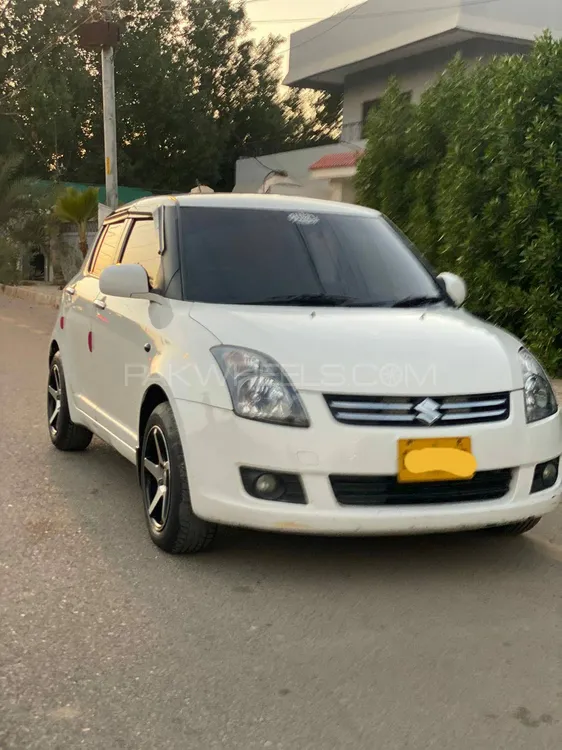 Suzuki Swift 2018 for Sale in Karachi Image-1
