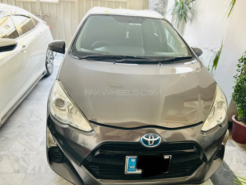 Toyota Aqua 2015 for Sale in Islamabad Image-1
