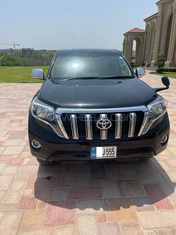 Toyota Prado 2016 for Sale in Islamabad Image-1