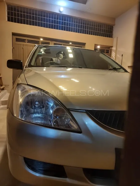 Mitsubishi Lancer 2005 for Sale in Karachi Image-1