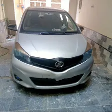 Toyota Vitz F Limited II 1.3 2012 for Sale