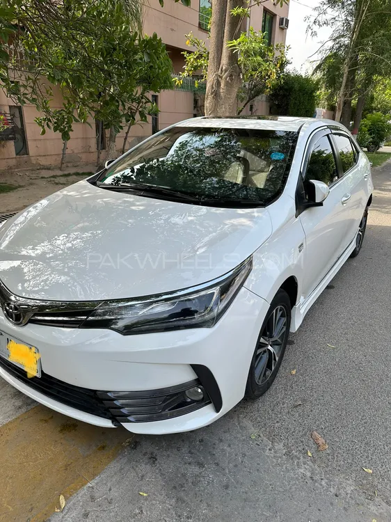 Toyota Corolla 2019 for Sale in Lahore Image-1