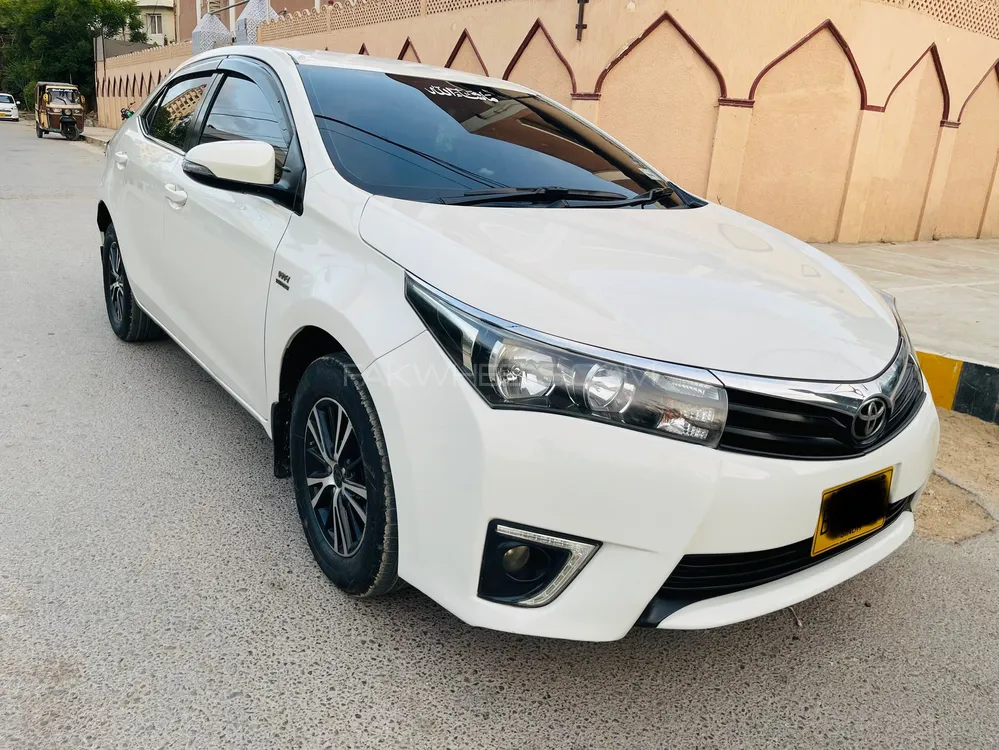 Toyota Corolla 2016 for Sale in Karachi Image-1