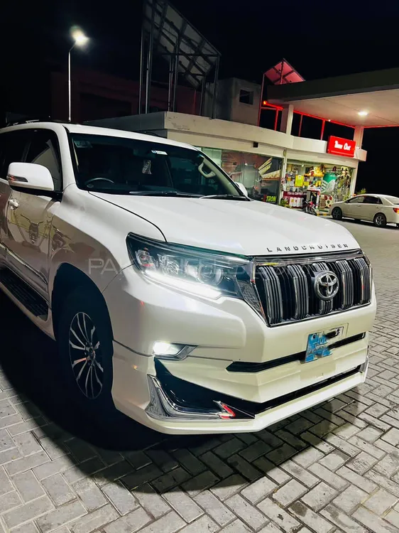 Toyota Prado 2010 for Sale in Sargodha Image-1