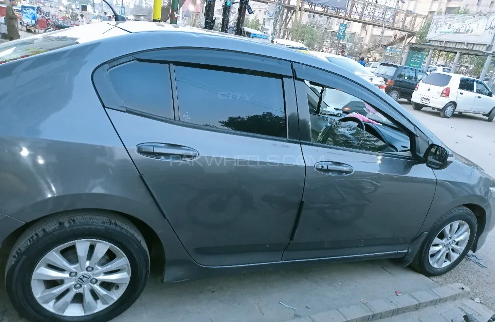 Honda City 2015 for Sale in Karachi Image-1