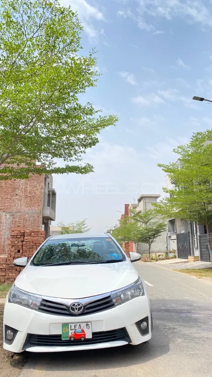 Toyota Corolla 2015 for Sale in Faisalabad Image-1