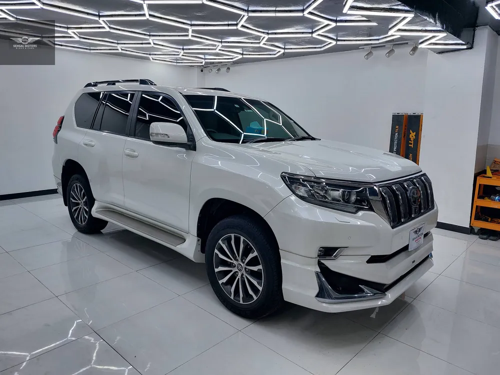 Toyota Prado 2017 for Sale in Islamabad Image-1