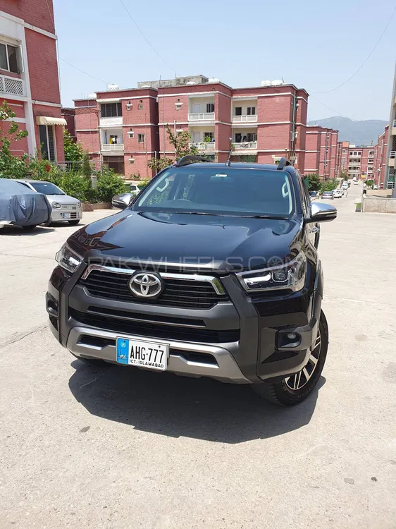 Toyota Hilux 2020 for Sale in Islamabad Image-1