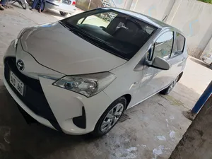 Toyota Vitz F 1.3 2017 for Sale