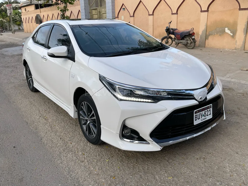 Toyota Corolla 2021 for Sale in Karachi Image-1