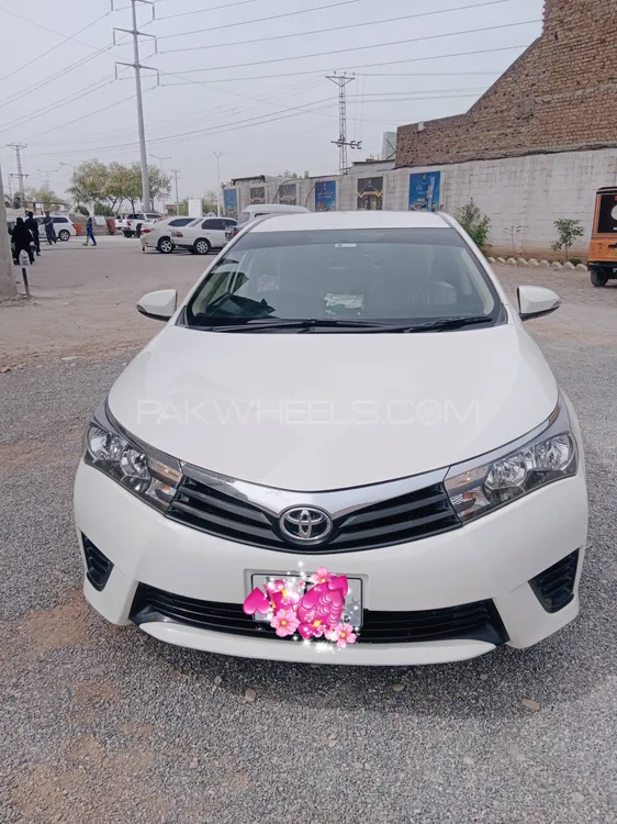 Toyota Corolla 2015 for Sale in Peshawar Image-1