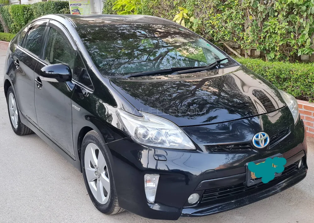 Toyota Prius 2014 for Sale in Karachi Image-1