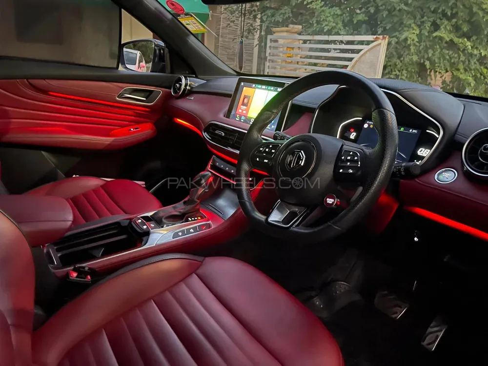 MG HS 2023 for Sale in Lahore Image-1