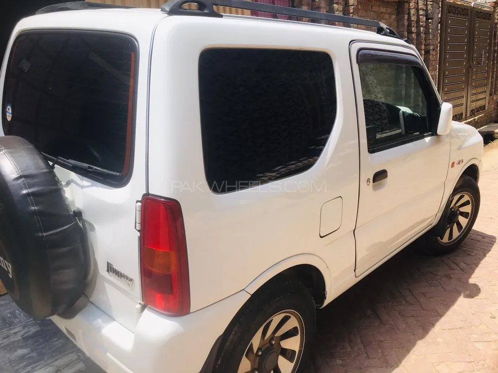 Suzuki Jimny 2011 for Sale in Lahore Image-1