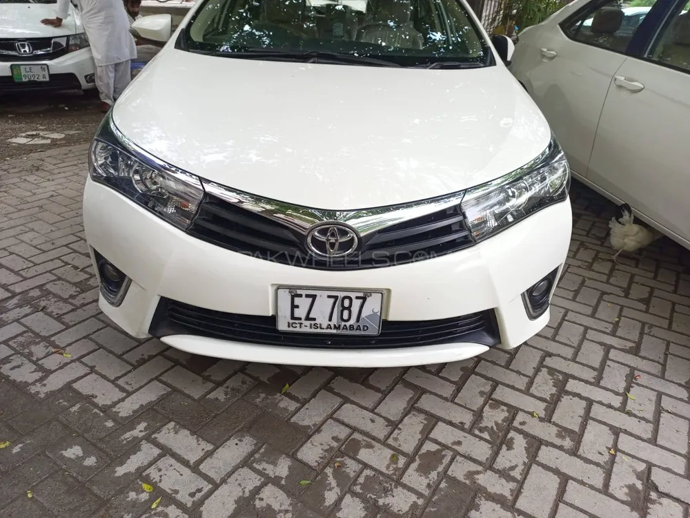 Toyota Corolla 2015 for Sale in Islamabad Image-1