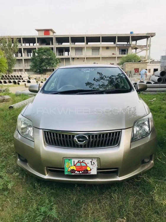 Toyota Corolla Axio 2013 for Sale in Topi Image-1