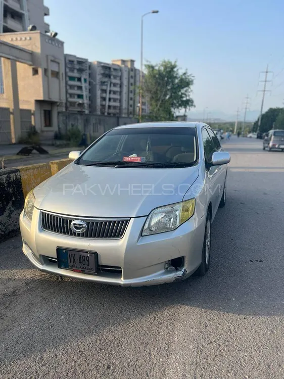 Toyota Corolla Axio 2007 for Sale in Islamabad Image-1