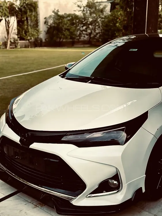 Toyota Corolla 2019 for Sale in Faisalabad Image-1
