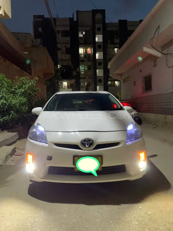 Toyota Prius 2011 for Sale in Karachi Image-1