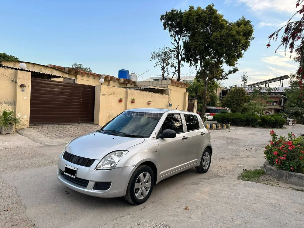 Suzuki Swift 2012 for Sale in Islamabad Image-1