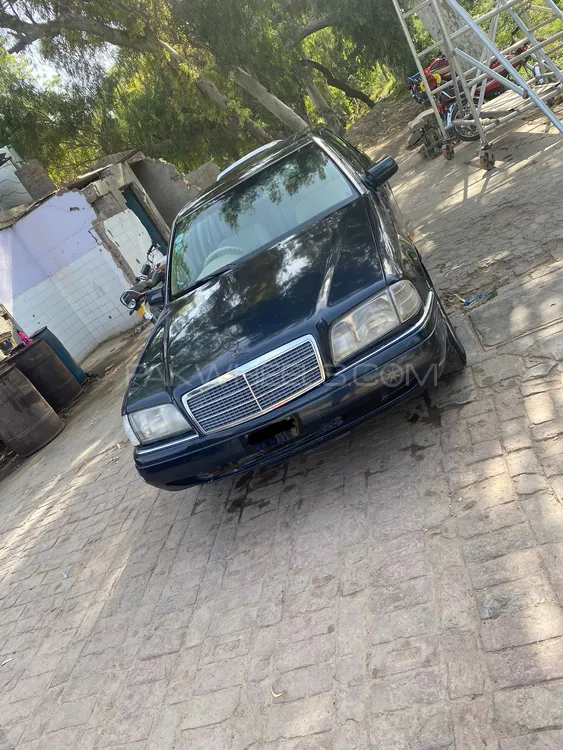 Mercedes Benz C Class 1996 for Sale in Sahiwal Image-1