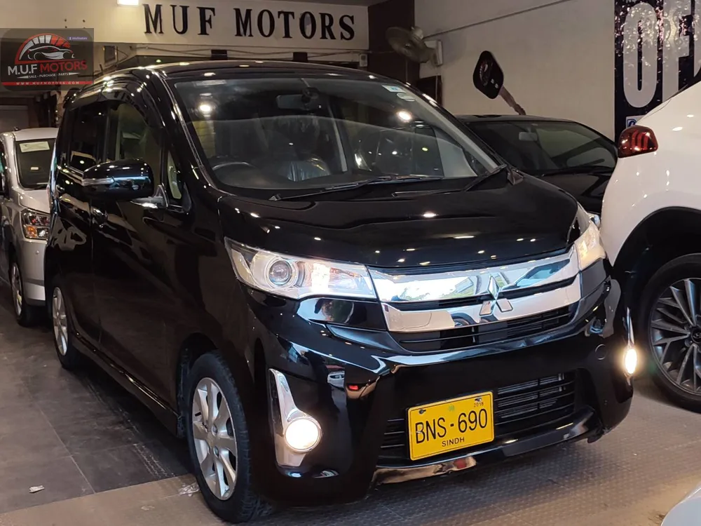 Mitsubishi EK Custom 2015 for Sale in Karachi Image-1