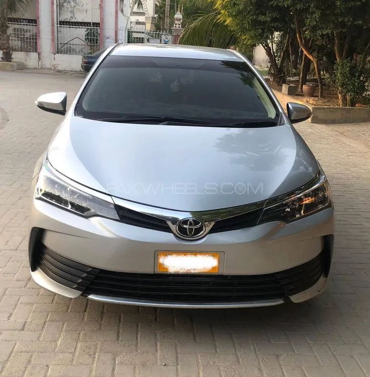 Toyota Corolla 2020 for Sale in Karachi Image-1