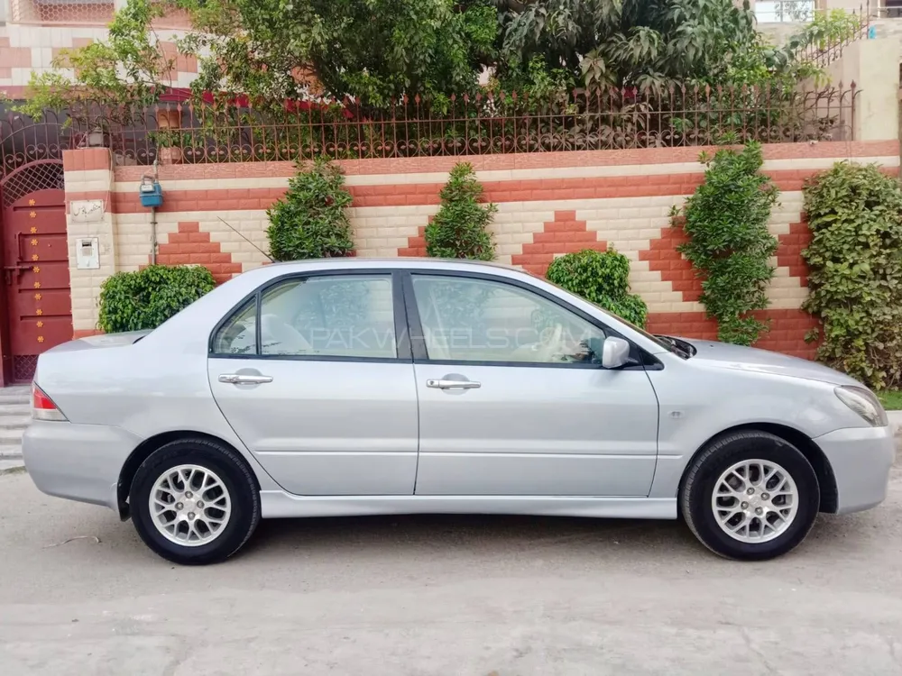 Mitsubishi Lancer 2006 for Sale in Multan Image-1
