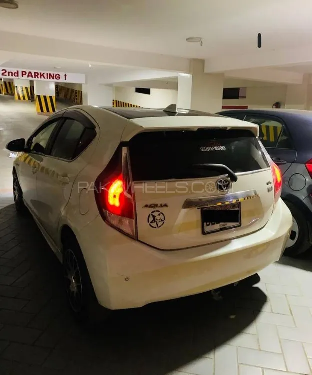 Toyota Aqua 2016 for Sale in Karachi Image-1