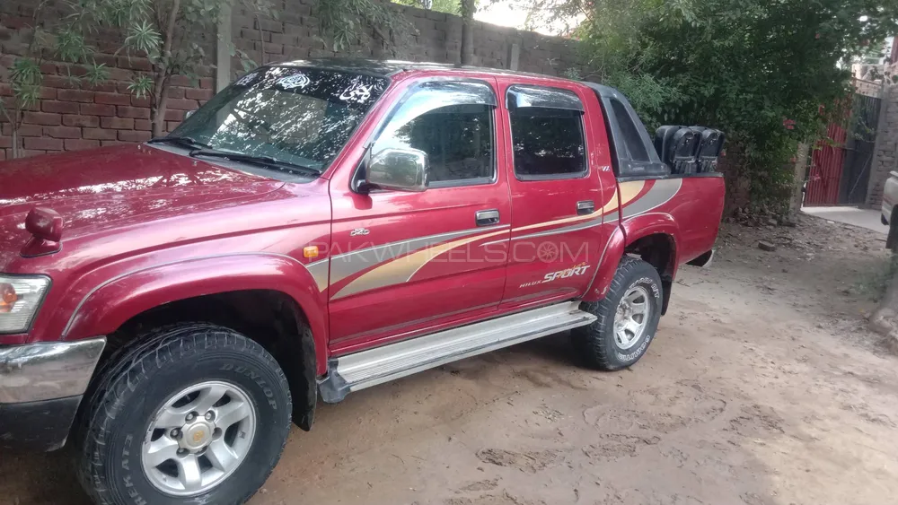 Toyota Hilux 2002 for Sale in Lahore Image-1