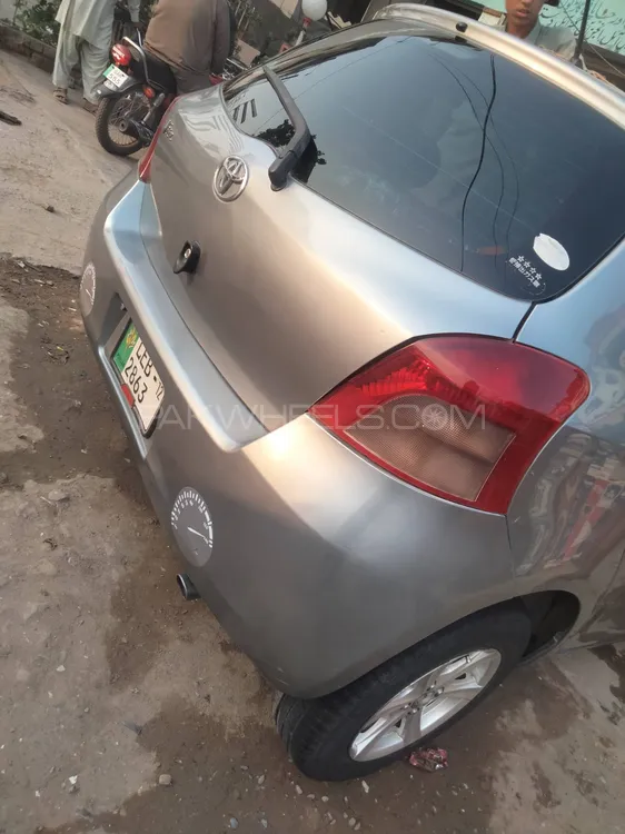 Toyota Vitz 2006 for Sale in Gujranwala Image-1