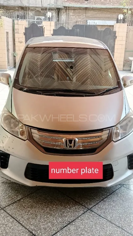 Honda Freed 2018 for Sale in Lahore Image-1