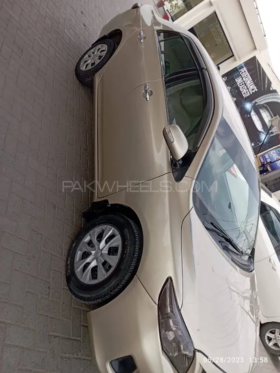 Toyota Corolla 2011 for Sale in Multan Image-1