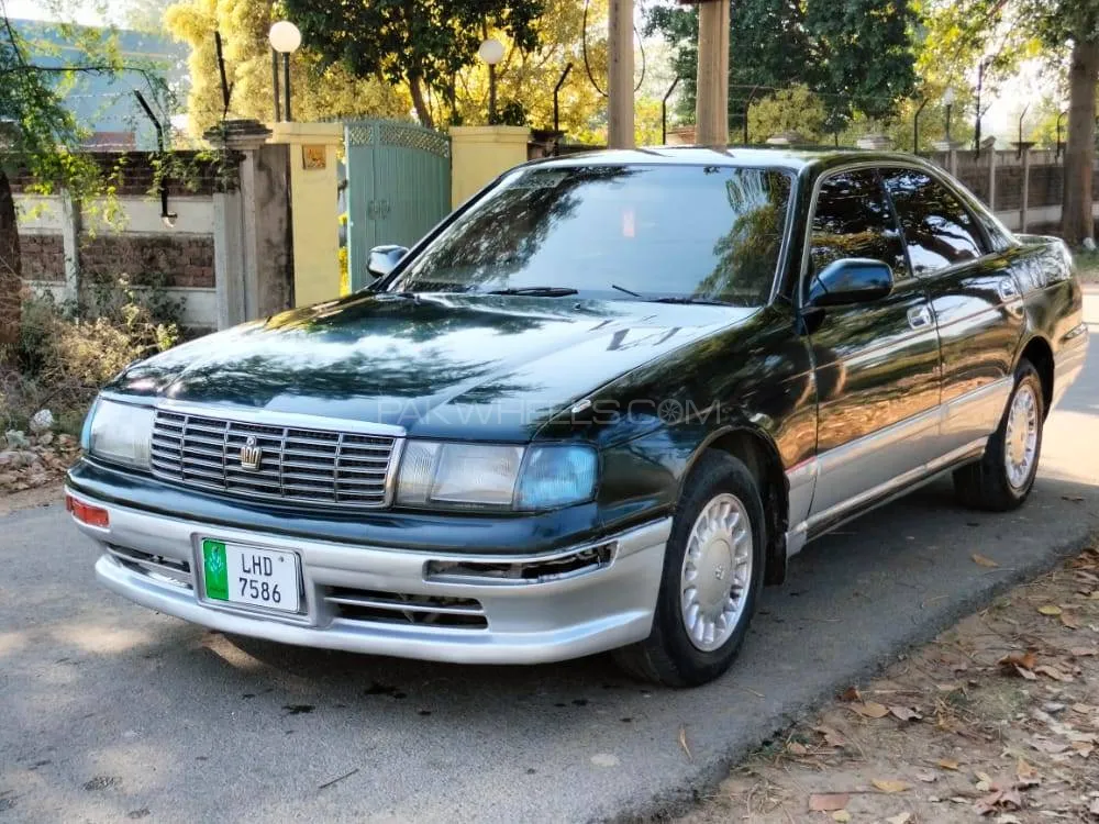 Toyota Crown 1996 for Sale in Gujrat Image-1