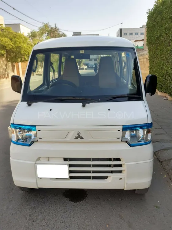 Nissan Clipper 2012 for Sale in Karachi Image-1