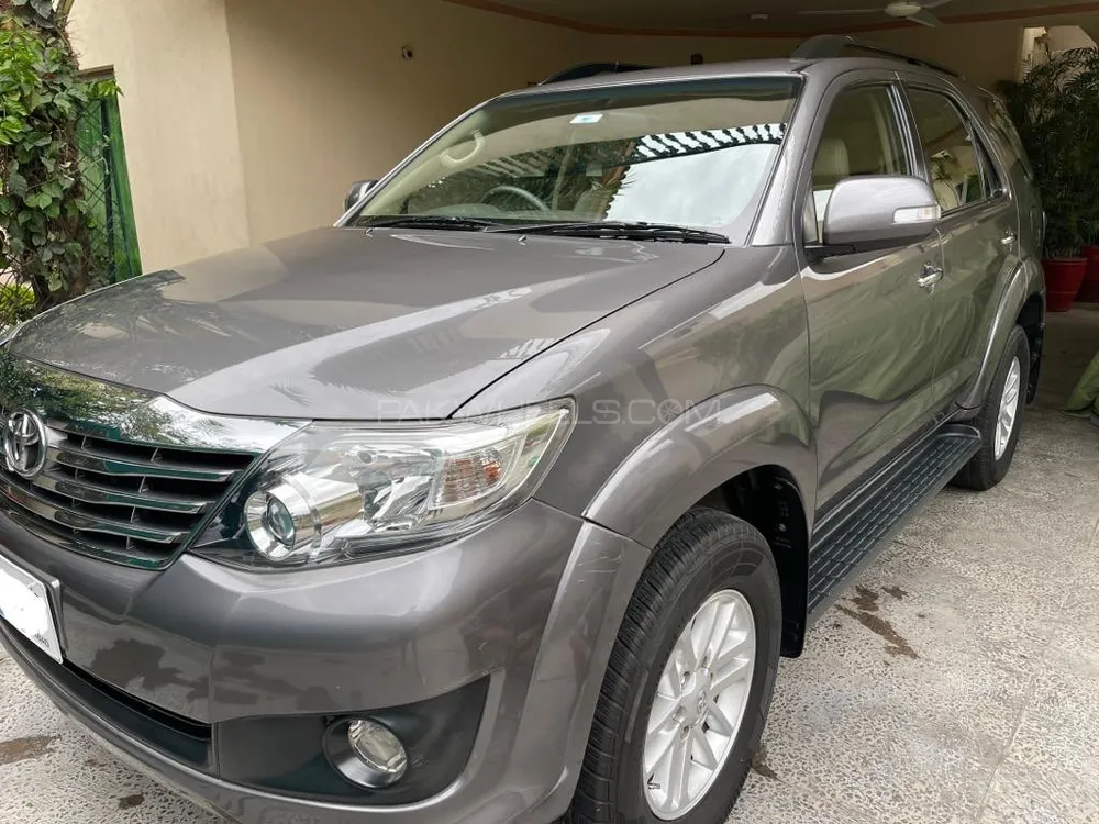 Toyota Fortuner 2013 for Sale in Islamabad Image-1