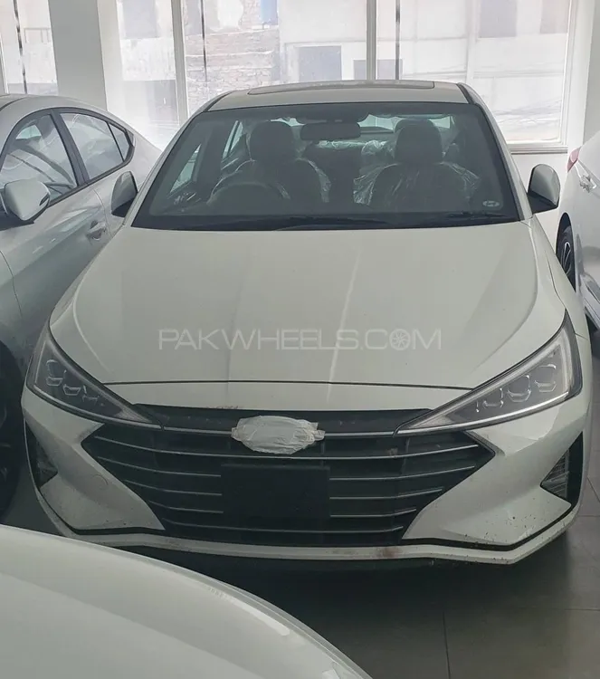 Hyundai Elantra 2022 for Sale in Lahore Image-1