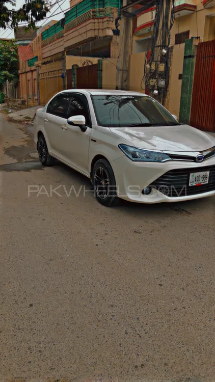 Toyota Corolla Axio 2016 for Sale in Peshawar Image-1