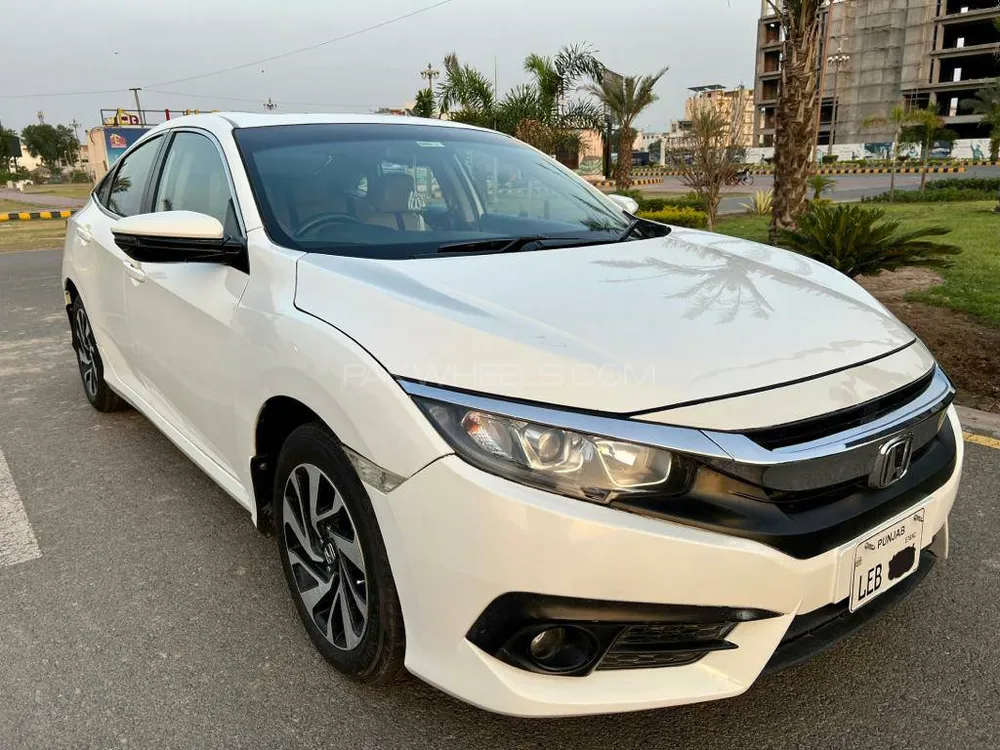 Honda Civic 2018 for Sale in Lahore Image-1