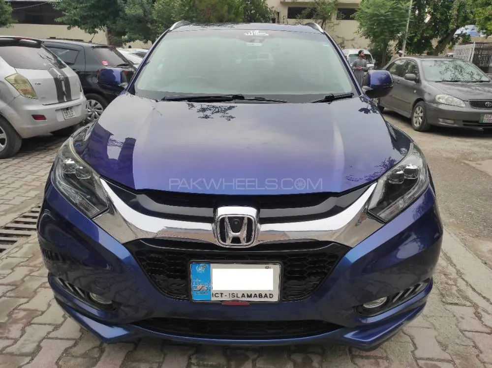Honda Vezel 2014 for Sale in Islamabad Image-1